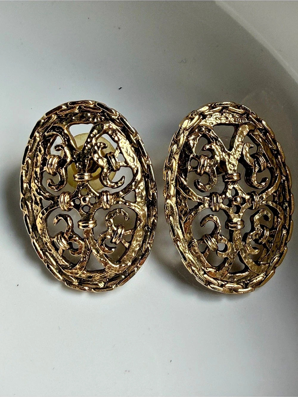 Vintage Gold-Tone Ornate Filigree Pierced Earrings